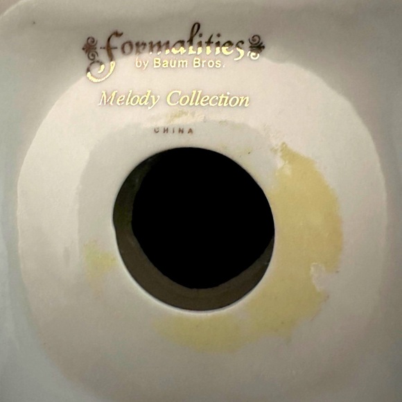 Formalities Melody Collection Mozart Music Notes Porcelain Home Decor 9 1/4" - Picture 3 of 6